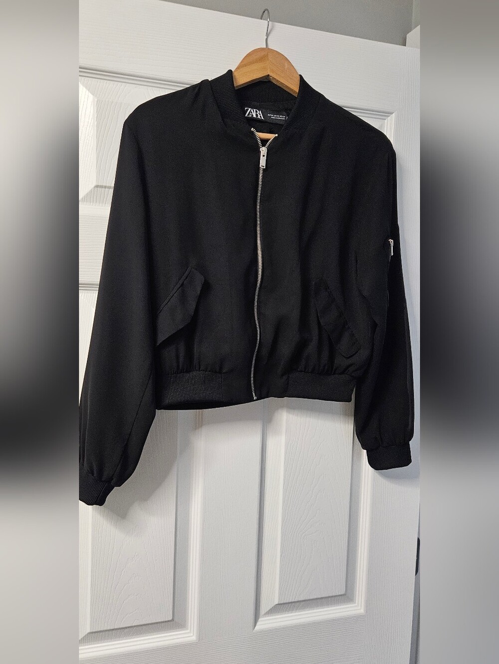 Zara Black Bomber Jacket - Women's Casual Zip-Up